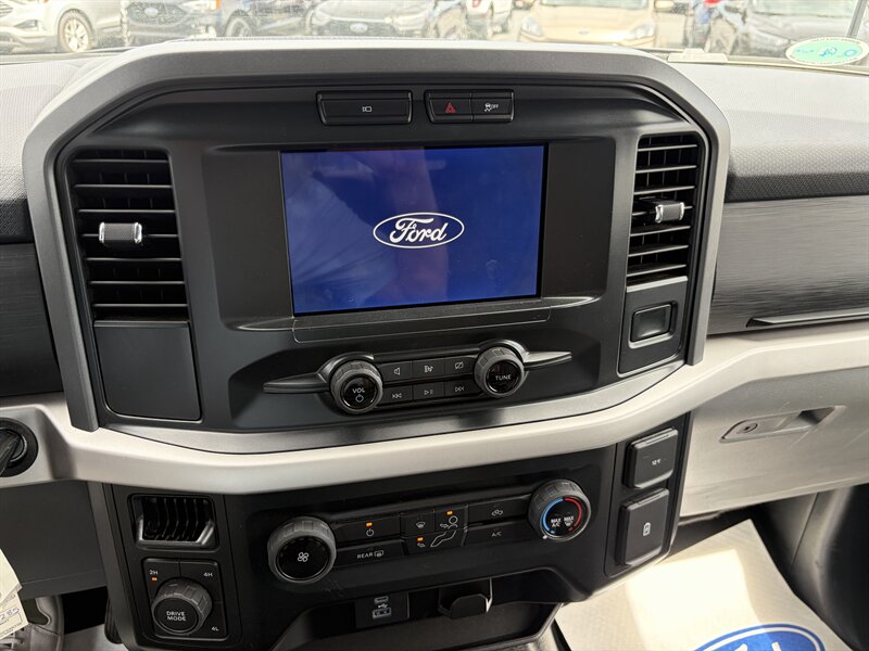 2022 Ford F-150 XLT XTR - Photo 8 - Clarenville, NL A5A 2C4