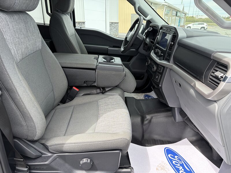 2022 Ford F-150 XLT XTR - Photo 6 - Clarenville, NL A5A 2C4