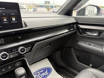 2026 Honda CR-V Hybrid Touring   - Photo 11 - Clarenville, NL A5A 2C4