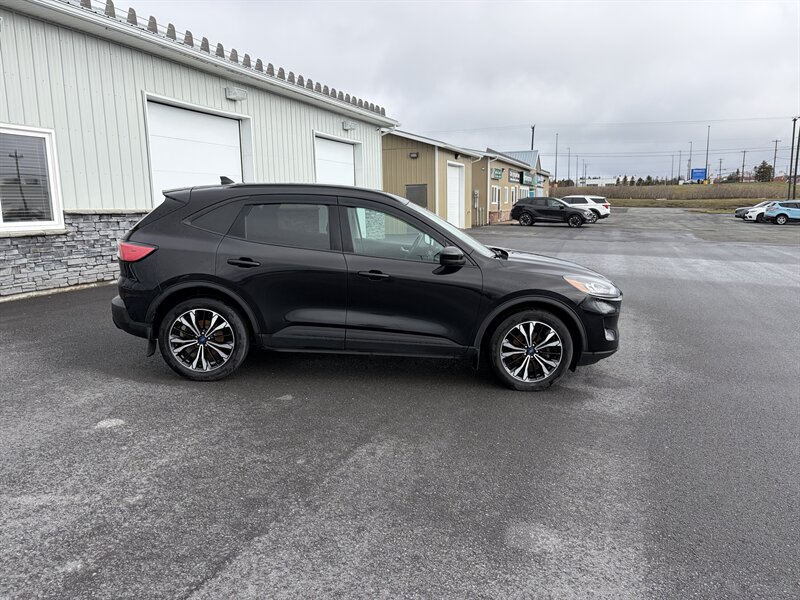 2021 Ford Escape SEL - Photo 3 - Clarenville, NL A5A 2C4