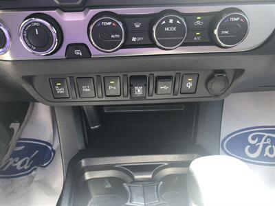 2023 Toyota Tacoma Limited   - Photo 11 - Clarenville, NL A5A 2C4