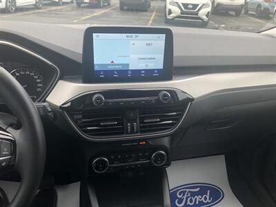 2022 Ford Escape Hybrid SE   - Photo 9 - Clarenville, NL A5A 2C4