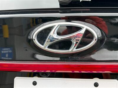 2021 Hyundai SANTA FE Preferred   - Photo 12 - Clarenville, NL A5A 2C4
