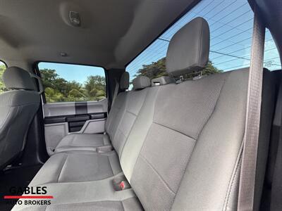2019 Ford F-250 Super Duty XLT   - Photo 12 - Miami, FL 33165
