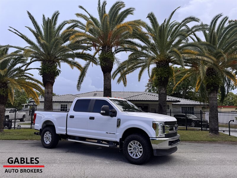 2019 Ford F-250 Super Duty XLT - Photo 1 - Miami, FL 33165