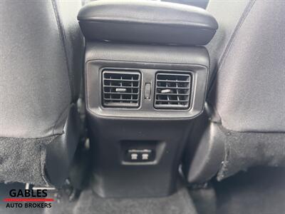 2020 Toyota RAV4 XLE   - Photo 30 - Miami, FL 33165