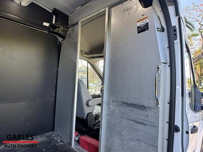 2018 Ford Transit 350   - Photo 19 - Miami, FL 33165