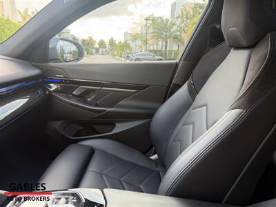 2025 BMW 530i xDrive - Photo 17 - Miami, FL 33165