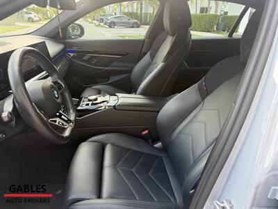 2025 BMW 530i xDrive - Photo 8 - Miami, FL 33165
