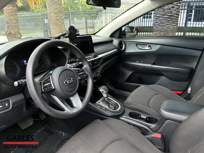 2020 Kia Forte LXS   - Photo 12 - Miami, FL 33165