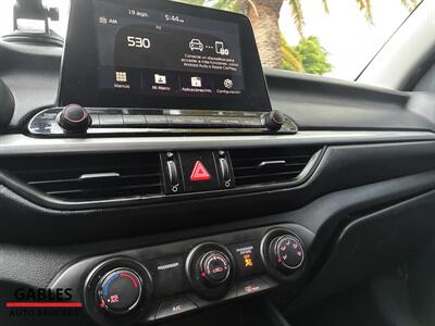 2020 Kia Forte LXS   - Photo 18 - Miami, FL 33165