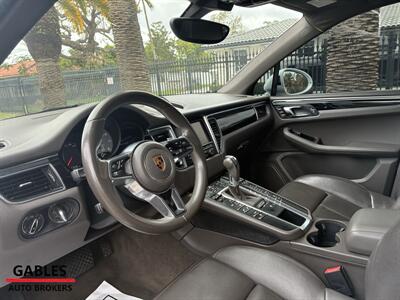 2016 Porsche Macan S   - Photo 13 - Miami, FL 33165