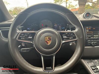 2016 Porsche Macan S   - Photo 14 - Miami, FL 33165