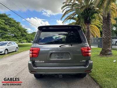 2003 Toyota Sequoia Limited - Photo 12 - Miami, FL 33165
