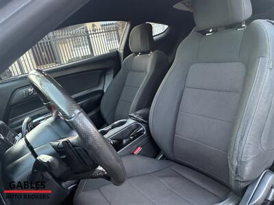 2016 Ford Mustang V6   - Photo 18 - Miami, FL 33165