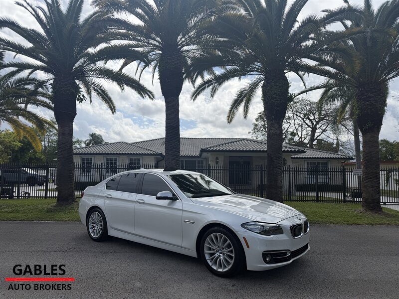 2015 BMW 5 Series 528i