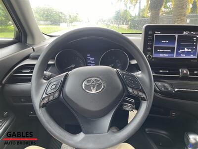 2021 Toyota C-HR LE   - Photo 12 - Miami, FL 33165