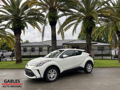 2021 Toyota C-HR LE   - Photo 2 - Miami, FL 33165