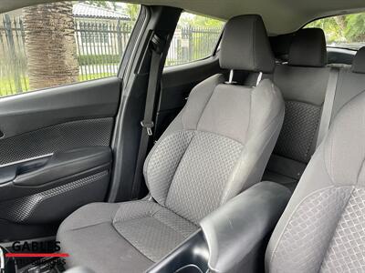 2021 Toyota C-HR LE   - Photo 18 - Miami, FL 33165