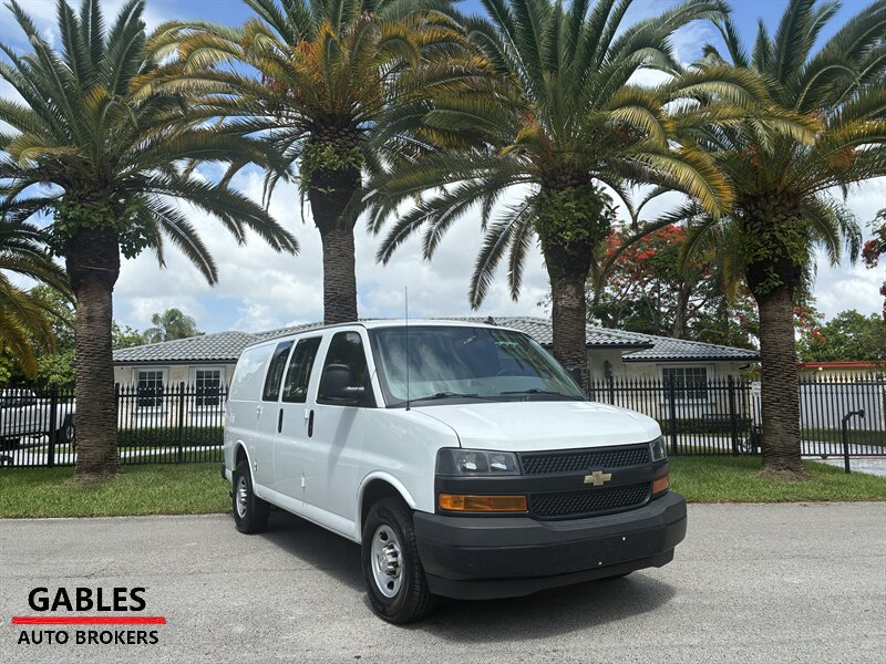 2020 Chevrolet Express 2500   - Photo 1 - Miami, FL 33165