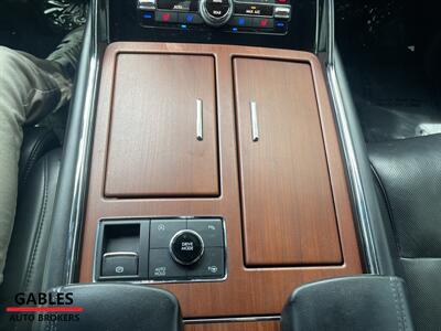 2020 Lincoln Navigator Standard   - Photo 18 - Miami, FL 33165