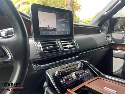 2020 Lincoln Navigator Standard   - Photo 16 - Miami, FL 33165