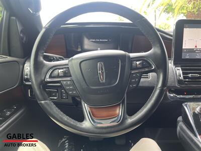 2020 Lincoln Navigator Standard   - Photo 13 - Miami, FL 33165