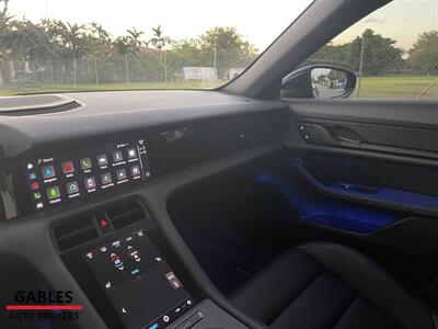 2022 Porsche Taycan   - Photo 14 - Miami, FL 33165