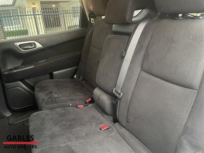2016 Nissan Pathfinder SV   - Photo 23 - Miami, FL 33165