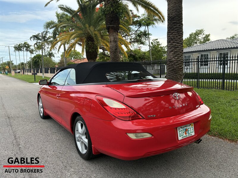 2008 Toyota Camry — photo 11