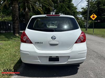 2010 Nissan Versa 1.8 S   - Photo 8 - Miami, FL 33165