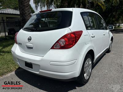 2010 Nissan Versa 1.8 S   - Photo 11 - Miami, FL 33165