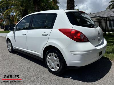 2010 Nissan Versa 1.8 S   - Photo 5 - Miami, FL 33165