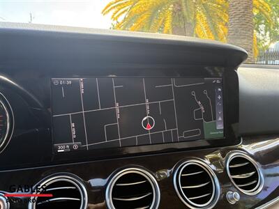 2017 Mercedes-Benz E 300   - Photo 16 - Miami, FL 33165
