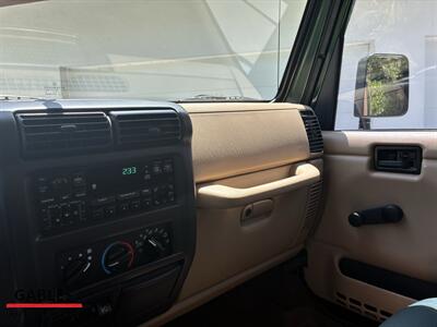 2000 Jeep Wrangler Sahara - Photo 17 - Miami, FL 33165