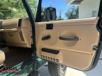 2000 Jeep Wrangler Sahara - Photo 23 - Miami, FL 33165