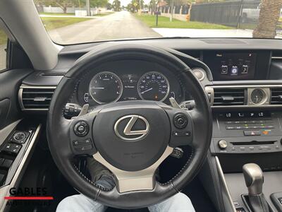 2016 Lexus IS 200t   - Photo 16 - Miami, FL 33165