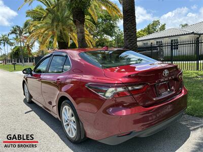 2022 Toyota Camry LE - Photo 11 - Miami, FL 33165
