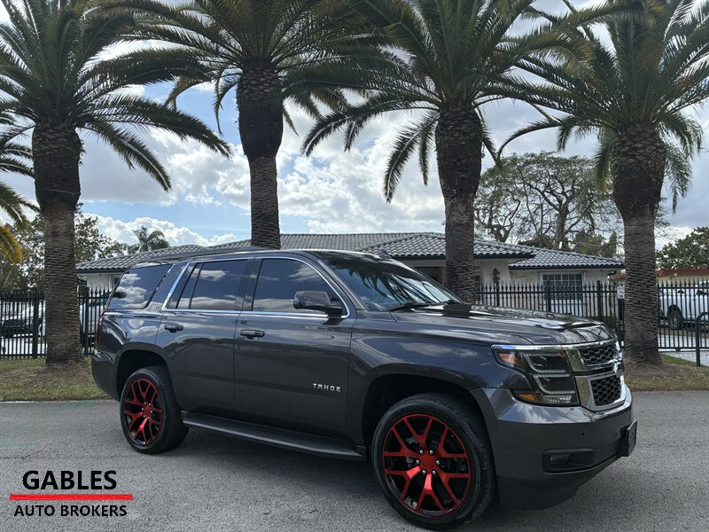 2018 Chevrolet Tahoe LT   - Photo 1 - Miami, FL 33165