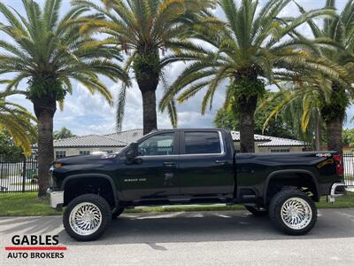 2023 Chevrolet Silverado 2500HD LT   - Photo 11 - Miami, FL 33165