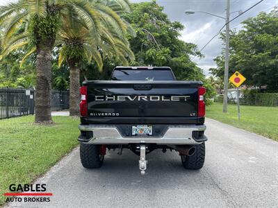 2023 Chevrolet Silverado 2500HD LT   - Photo 9 - Miami, FL 33165