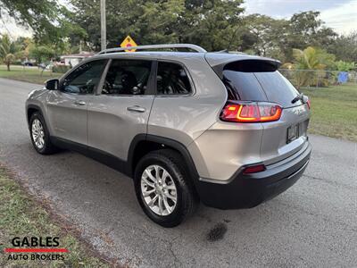 2019 Jeep Cherokee Latitude   - Photo 15 - Miami, FL 33165