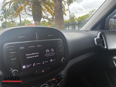 2023 Kia Soul LX   - Photo 15 - Miami, FL 33165