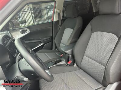 2023 Kia Soul LX   - Photo 18 - Miami, FL 33165