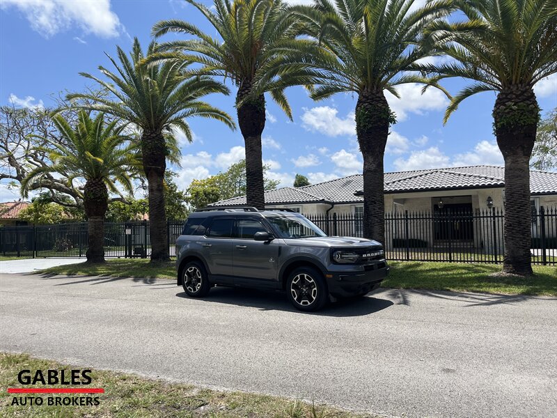2023 Ford Bronco Sport Outer Banks - Photo 1 - Miami, FL 33165