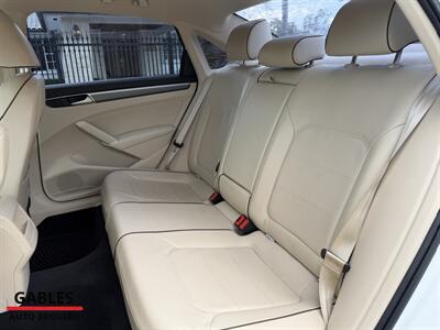 2017 Volkswagen Passat 1.8T R-Line   - Photo 23 - Miami, FL 33165