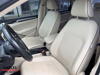 2017 Volkswagen Passat 1.8T R-Line   - Photo 19 - Miami, FL 33165