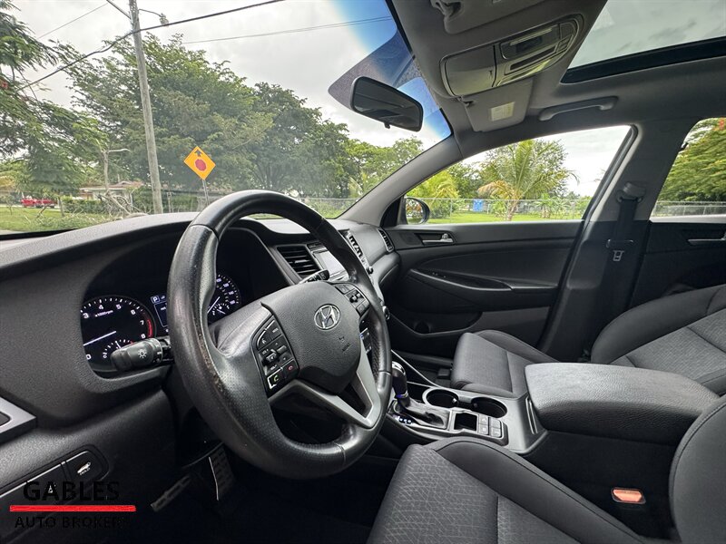 2017 Hyundai TUCSON — photo 42