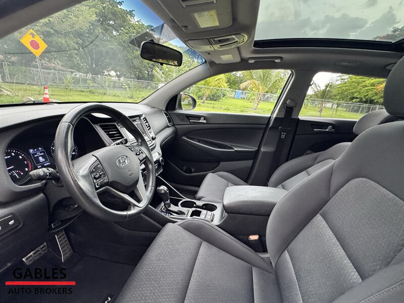 2017 Hyundai TUCSON — photo 29