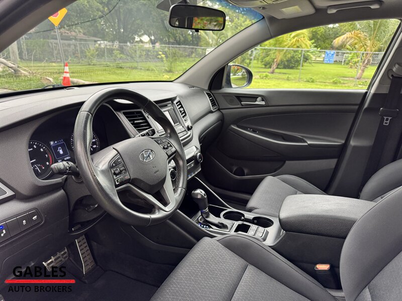 2017 Hyundai TUCSON — photo 35